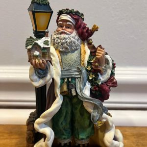 Thomas Kinkade "The Light of St. Nicholas" Santa Figurine